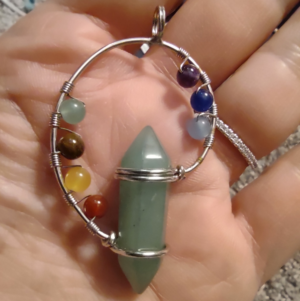 Green Aventurine Hexagon Pendulum with 7 Chakras Pendant - Picture 7 of 9